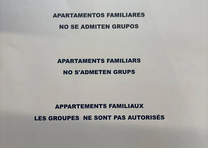 Cala Llenguadets Palmyra 아파트 *